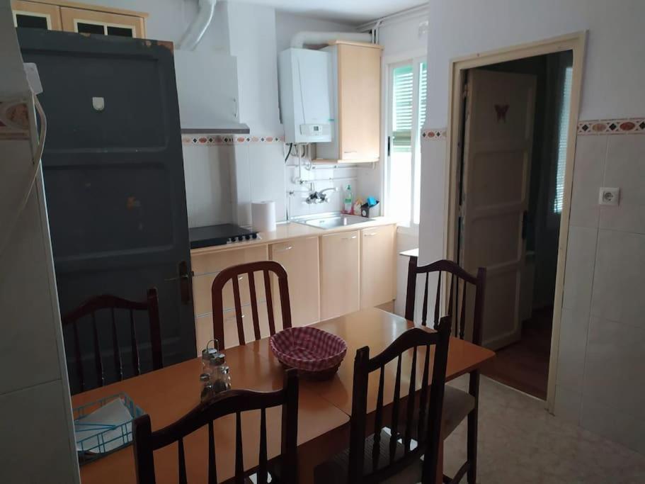 Apartament Amplio Piso En Centro Con Balcon Cuenca  Zewnętrze zdjęcie